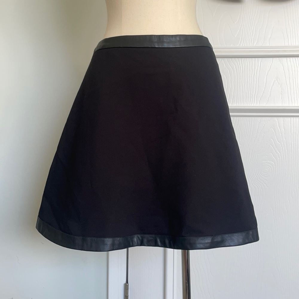 Banana Republic A line skirt with leather piping